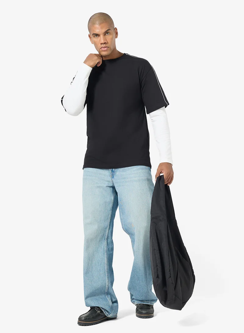 Seventy Five T-Shirt With Piping Detail On Sleeve