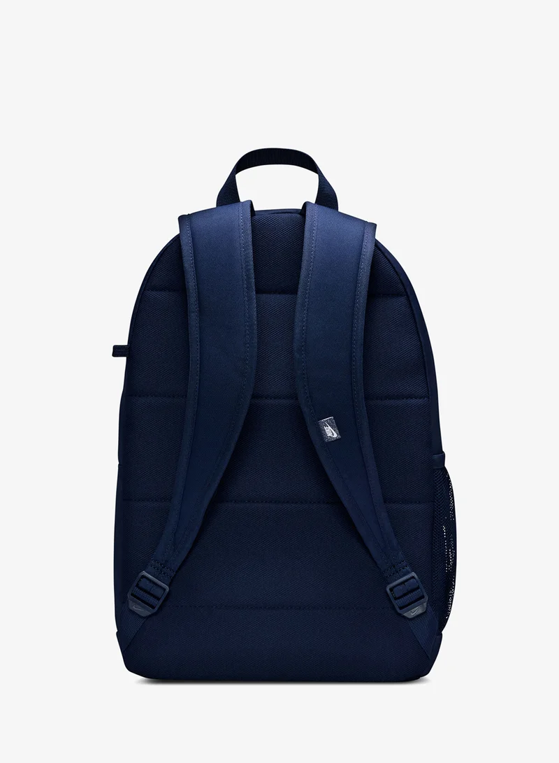 نايكي حقيبة ظهر رياضية للشباب