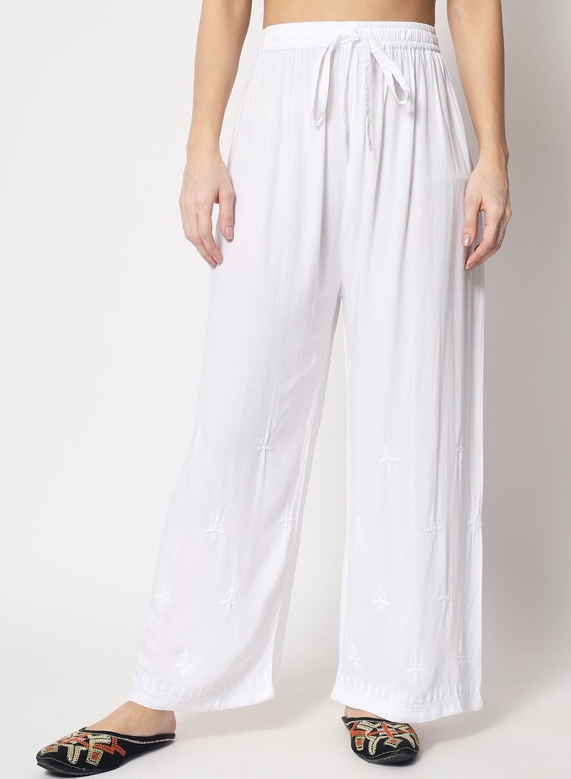 الايا مطرزة يدوياً شيكانكاري نسائية قطن أبيض بالازو - Image 1