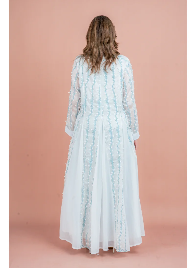 IKKXA Soft Petals Embroidered Jalabiya