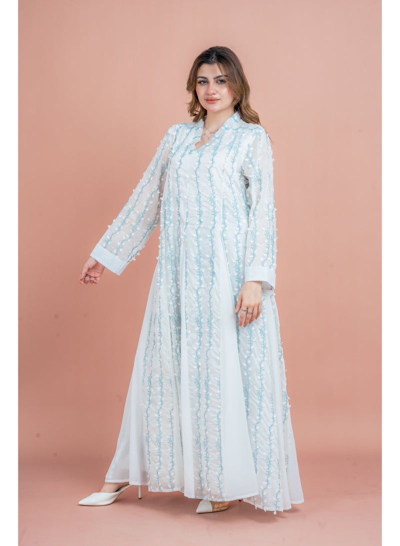 اكسا جلابية مطرزة بتلات ناعمة - Image 5