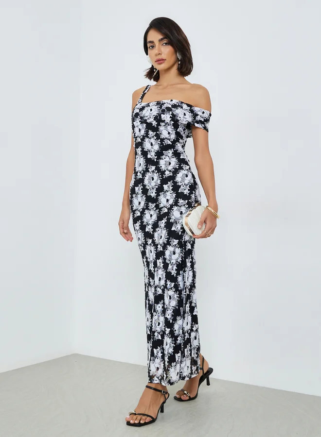 Black One-Shoulder Floral Lace Maxi Dress