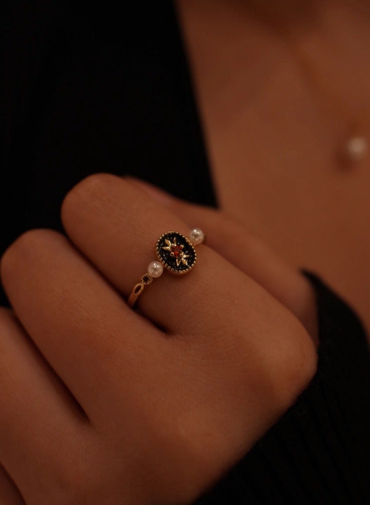 French Vintage Haute Couture Niche Design Hundred Pearls Open End Ring Black Gold Prom-Ring - Image 1