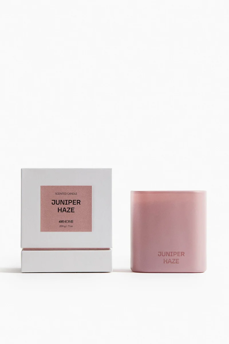 اتش اند ام شمعة معطرة في حامل زجاجي