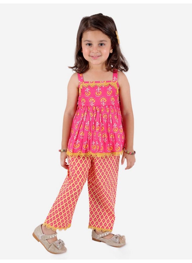 Superminis - superminis Baby Girls Sanganeri Printed Sleeveless Cotton Top With Straight Pant Dress (3-4 Years, Pink) - Image 1
