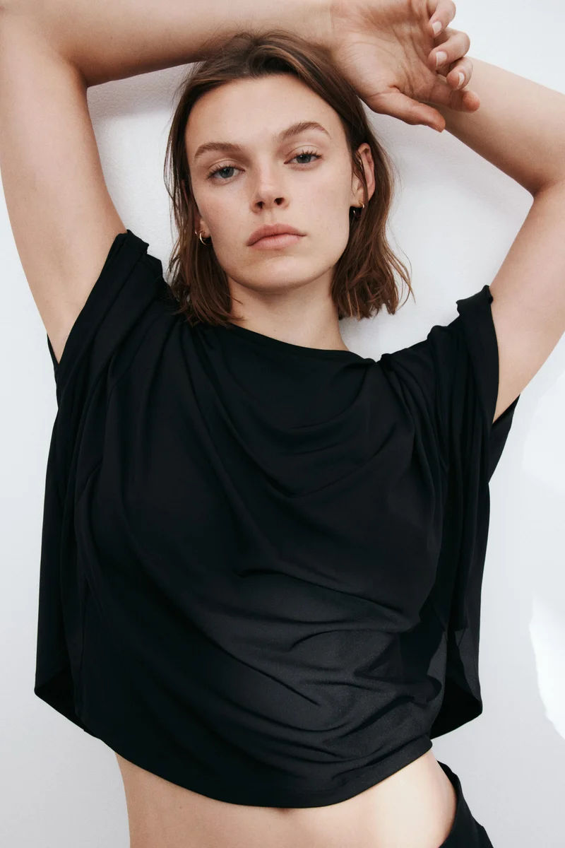 Batwing-sleeved top