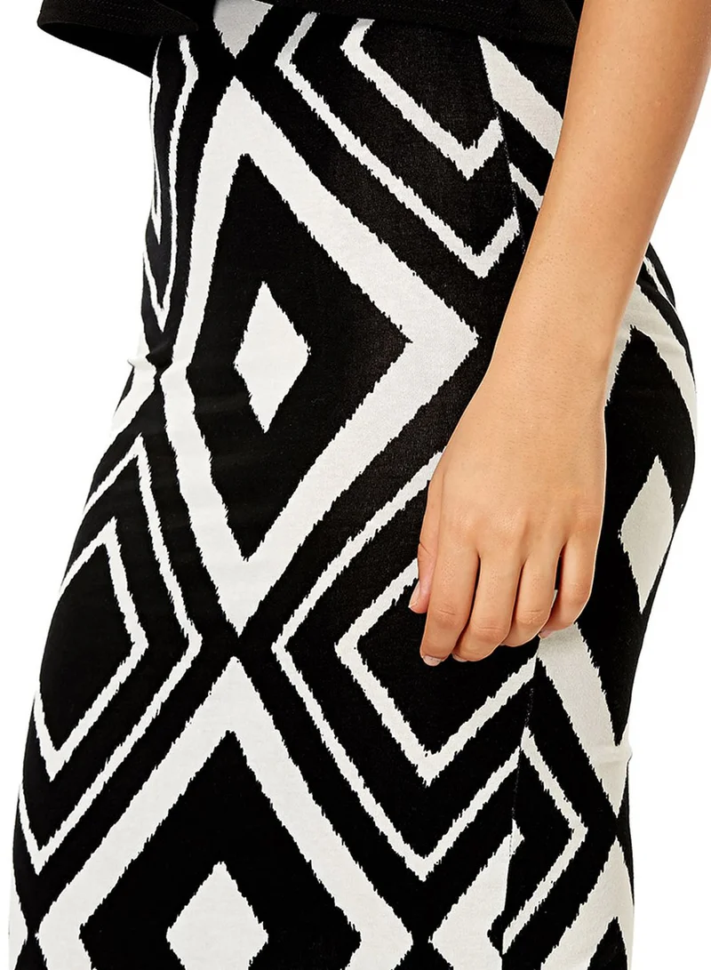 Lumière Timing Geometric Midi Skirt