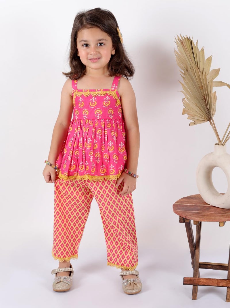 superminis Baby Girls Cotton Sanganeri Printed Sleeveless Top with Straight Pant Dress & Outfit (5-6 Years, Pink) - Image 2
