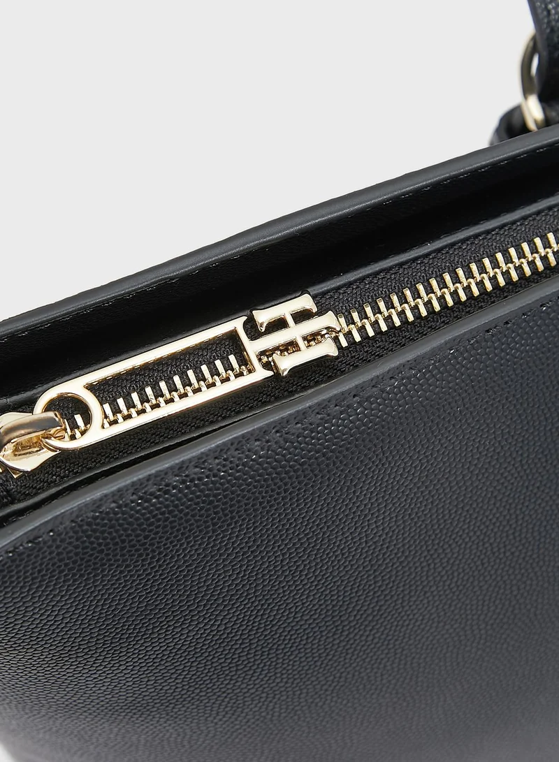 TOMMY HILFIGER Timeless Medium Tote Bag