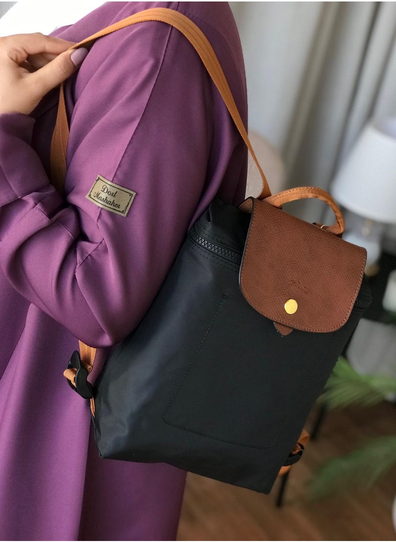 BAGARI A women's backpack from Co, an elegant, high-quality brand 