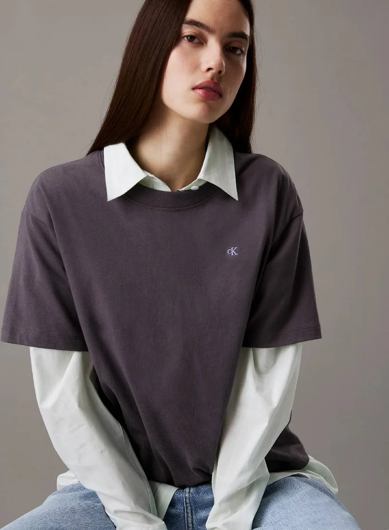 Calvin Klein Jeans Boulevard Relaxed Back Logo T-Shirt for Women | Best Price UAE