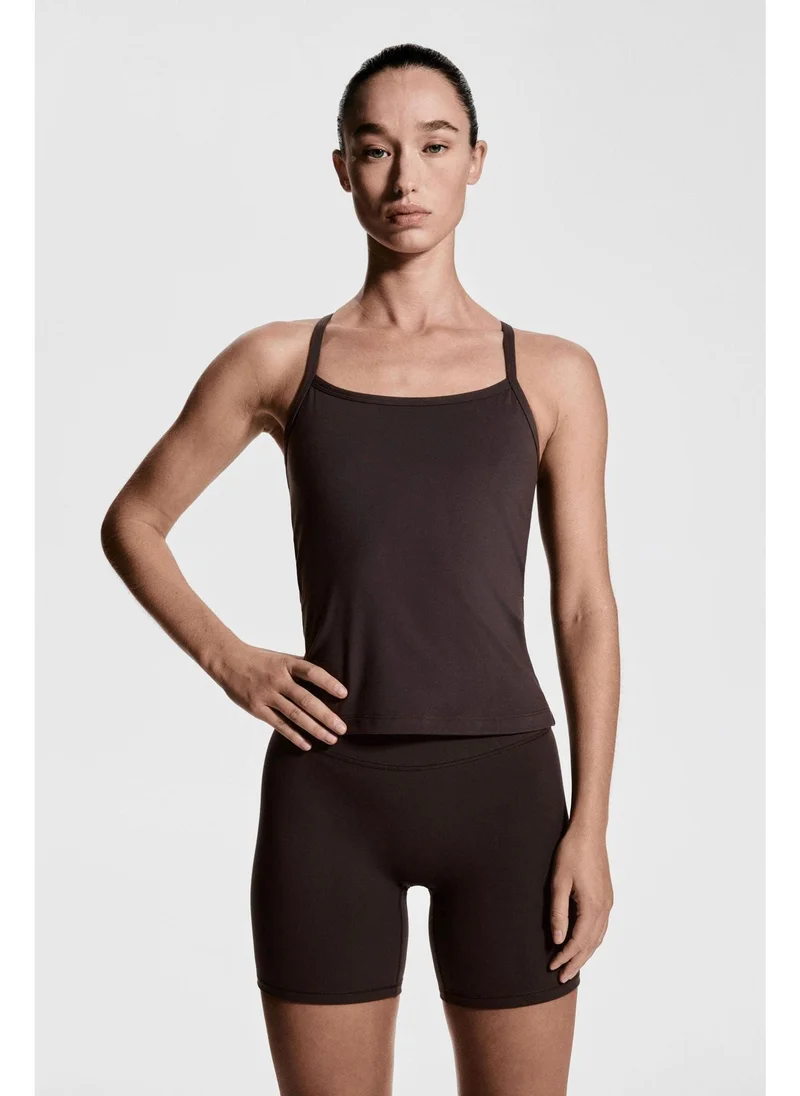 اتش اند ام Sports cycling shorts in SoftMove™