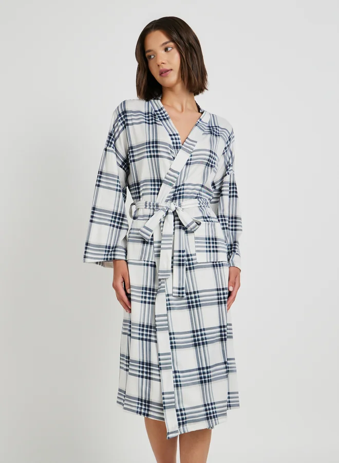 تايك تو Take Two Checked Pattern Robe with Pockets Details
