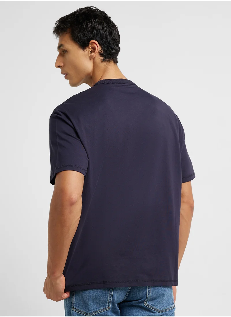 جس Printed Short Sleeve Crew Neck T-Shirt