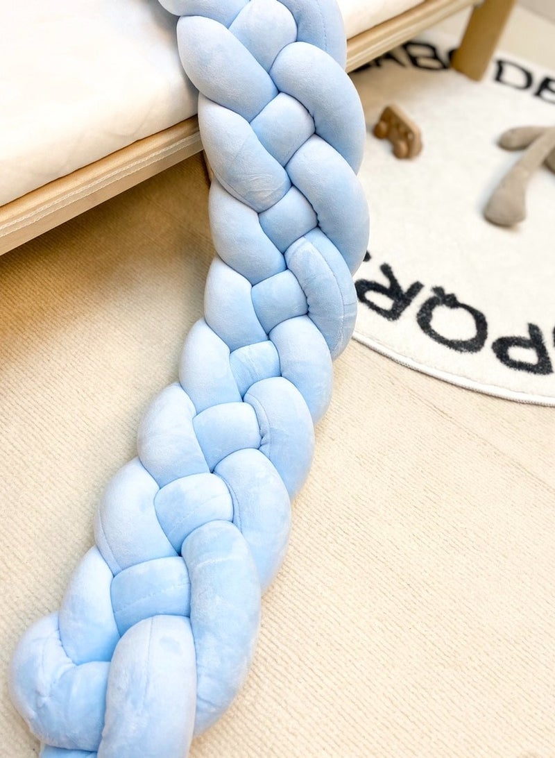 يونيكبيبي مصد سرير أطفال بطول 2 متر، وسادة مضفرة ناعمة يدويًا، واقي سرير للأطفال، ضفيرة 3 خيوط و4 خيوط، لون أزرق فاتح، مفروشات سرير مريحة وآمنة للمواليد - Image 5