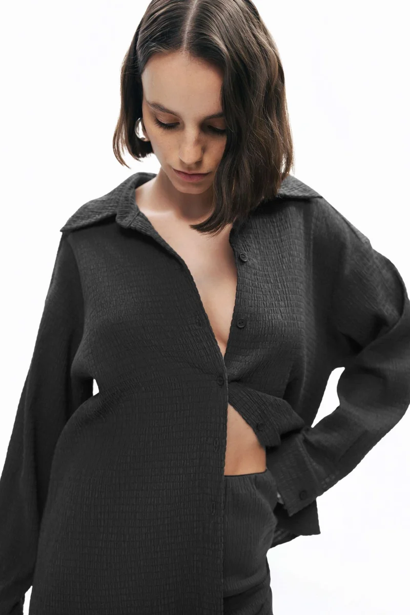 Nocturne Flowy Shirt with Wrinkled Fabric