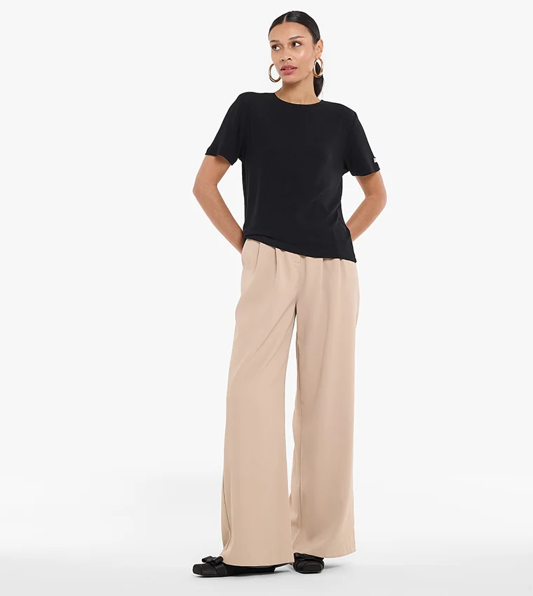 بي سي بي جي BCBG Basic Round Neck T Shirt With Metal Tab