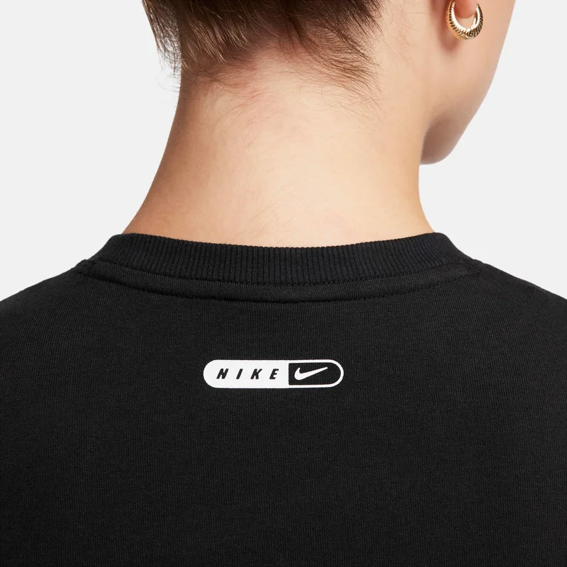 Nike Women's Sportswear Essential Crop Top