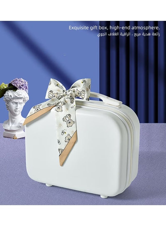 هوكور 23PCS مجموعة هدايا الطفل حديث الولادة, مجموعة هدايا Layette حديث الولادة, ملحقات ملابس الطفل, مجموعة الرضع الأساسية مع حقيبة جميلة للأولاد والبنات, القطن الممتاز, للربيع الصيف الخريف الشتاء - Image 3