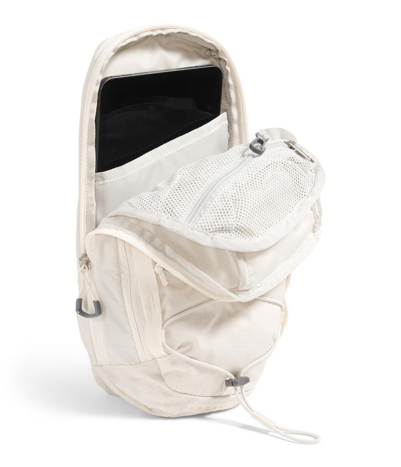 The North Face Borealis Sling Bag, White Dune/Gravel, One Size - Image 4