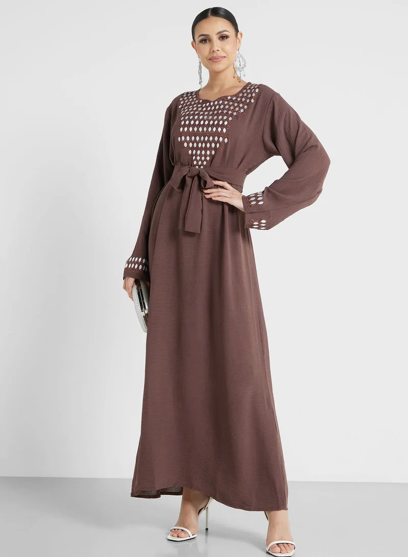 hayas closet Embroidered Belted Jalabiya
