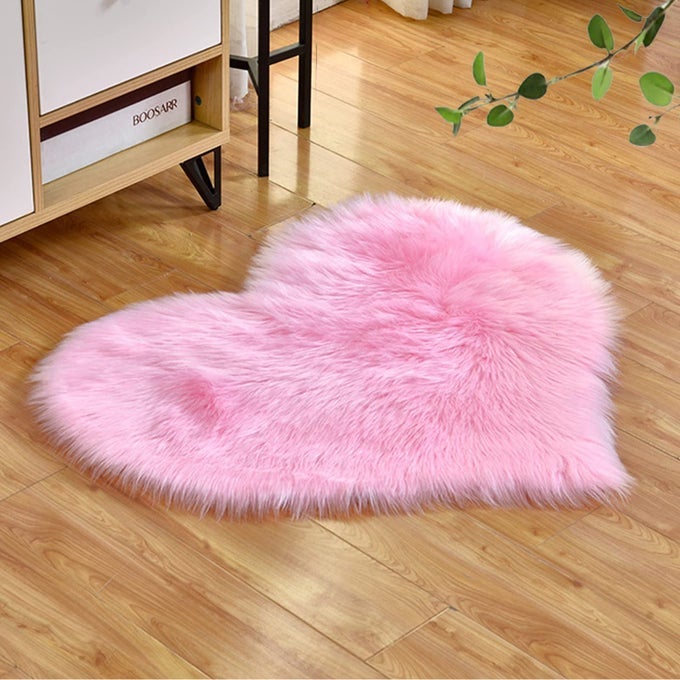 HEART RUG PINK HEART SHAPED RUG FLUFFY FAUX FUR RUGS SHAG MATS FOR BEDROOM LIVING ROOM LOVE COQUETTE ROOM DECOR 2X3 FT