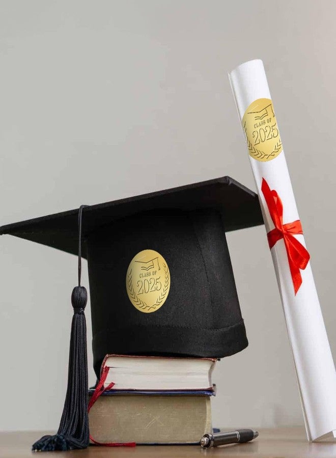 ANWYLL ملصقات تخرج أنويل 2 بوصة 2025 - ملصقات ذهبية منقوشة لخريجي دفعة 2025، 100 قطعة، ملصقات ذاتية اللصق لختم مغلفات التخرج، ملصقات تهنئة للخريجين على شكل قبعة، ملصقات لشهادات التخرج وهدايا الحفلات. - Image 4