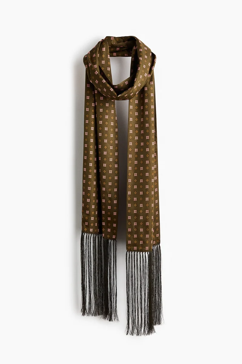 Fringed scarf