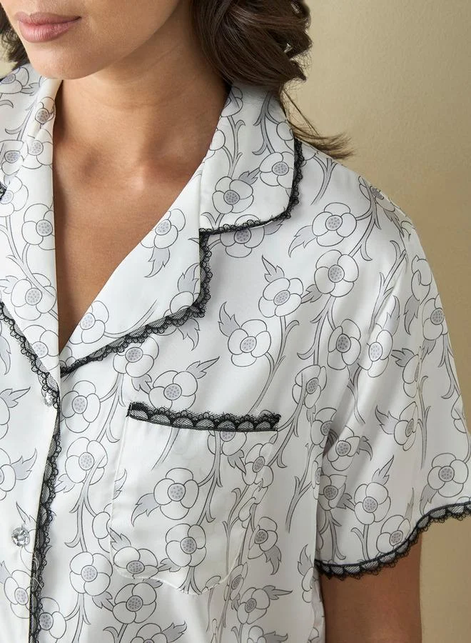 Splash FAV All-Over Floral Print Sleepshirt with Camp Collar and Short Sleeves