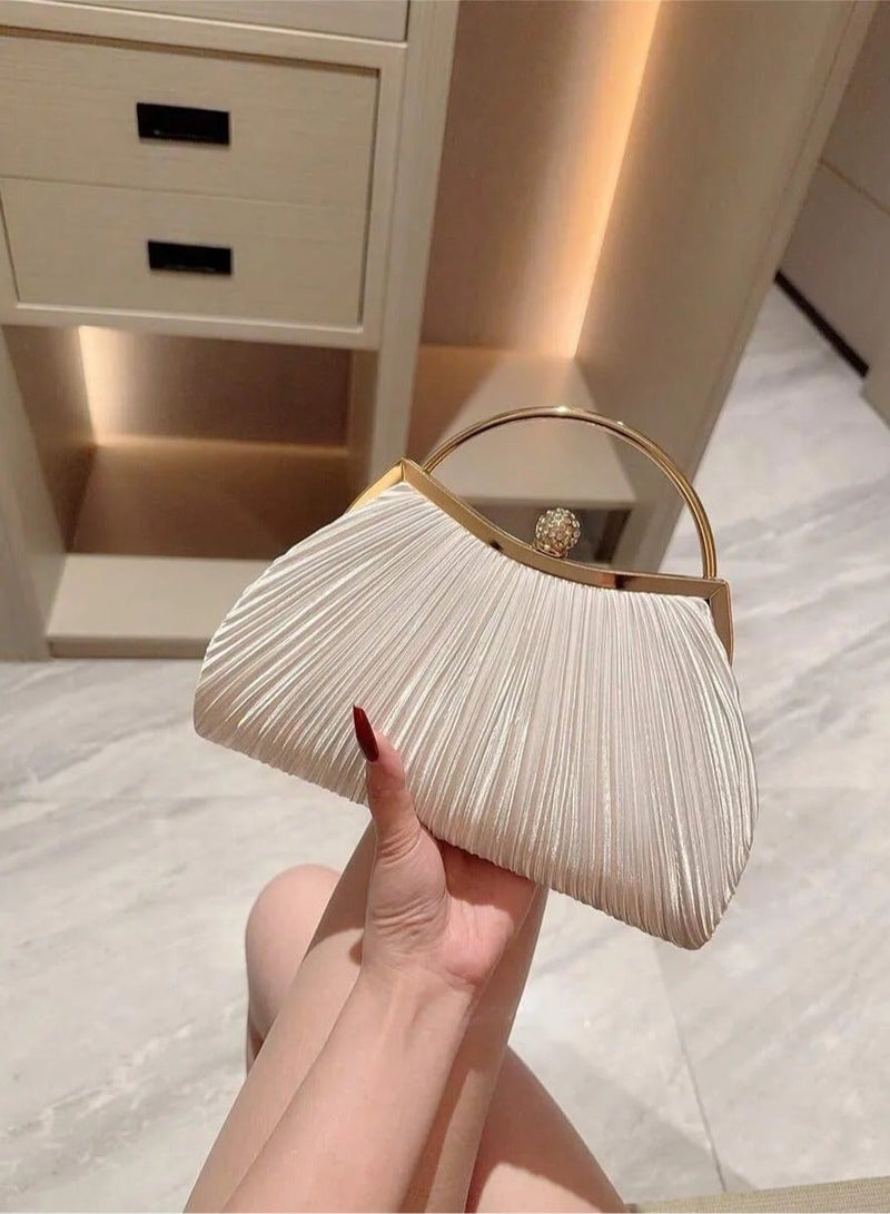 حقيبة يد نسائية سهرة بتصميم أنيق مطوي مع مقبض معدني دائري وقفل كريستال – مقاس 23.5 × 15 × 5 سم - Image 4