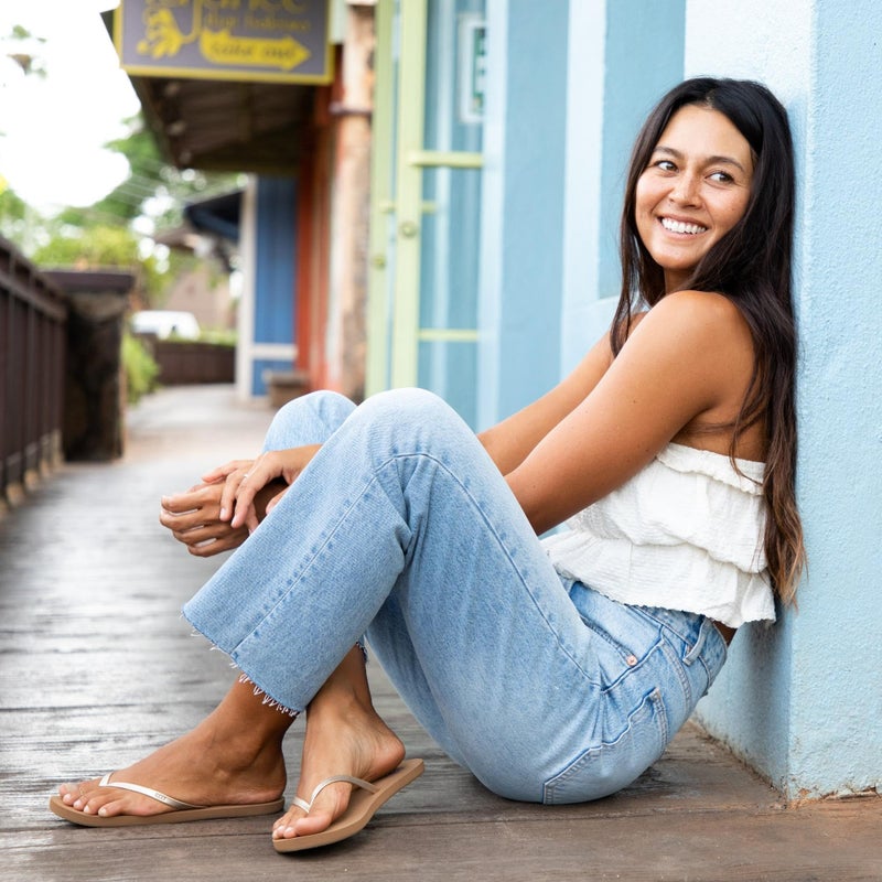 Reef Bliss Nights Womens Flip Flop, Super Lightweight and Soft Footbed, Thin Strap Beach Sandal, Tan/Champagne, 7 - Image 3