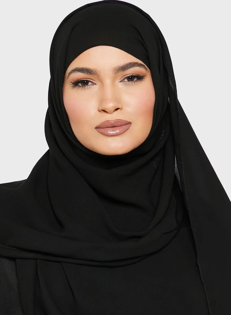 hayas closet Contrast Pin Tuck Embroidered Abaya