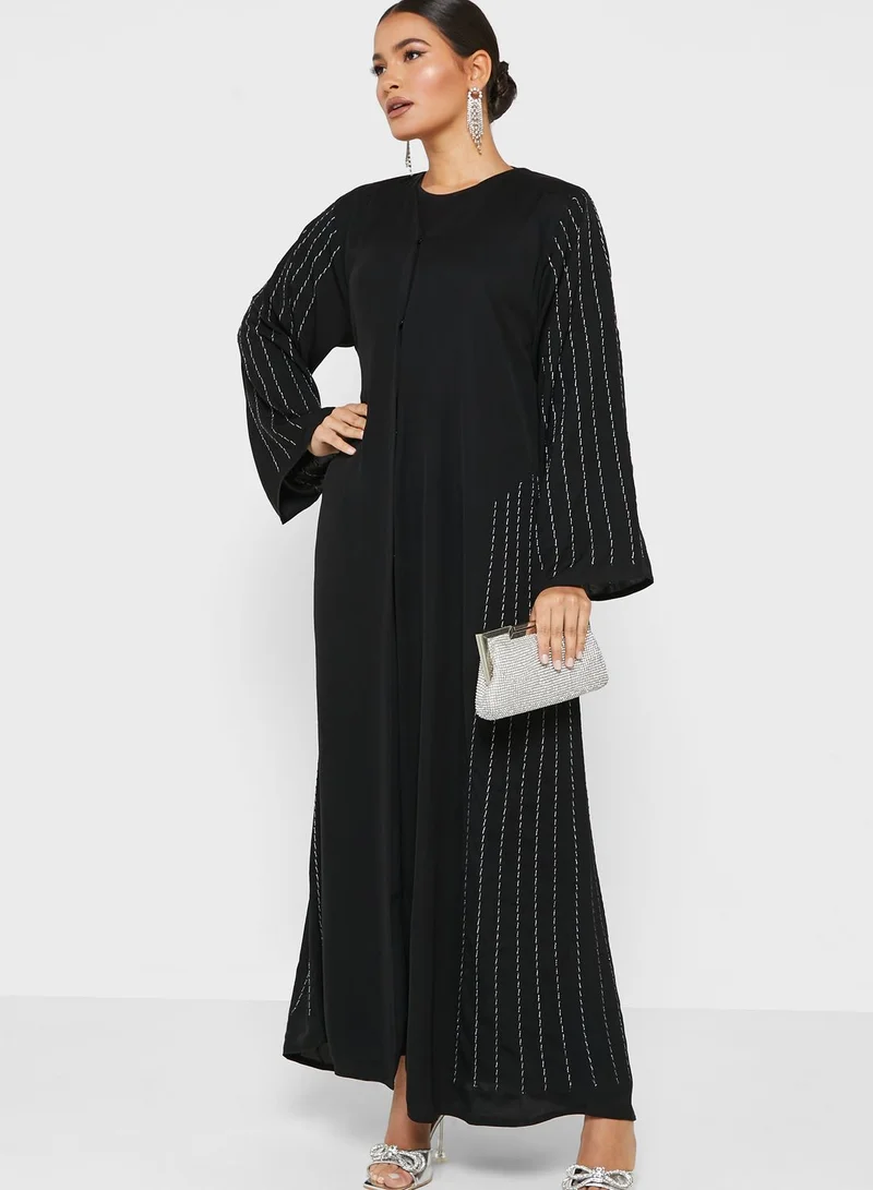 hayas closet Contrast Pin Tuck Embroidered Abaya