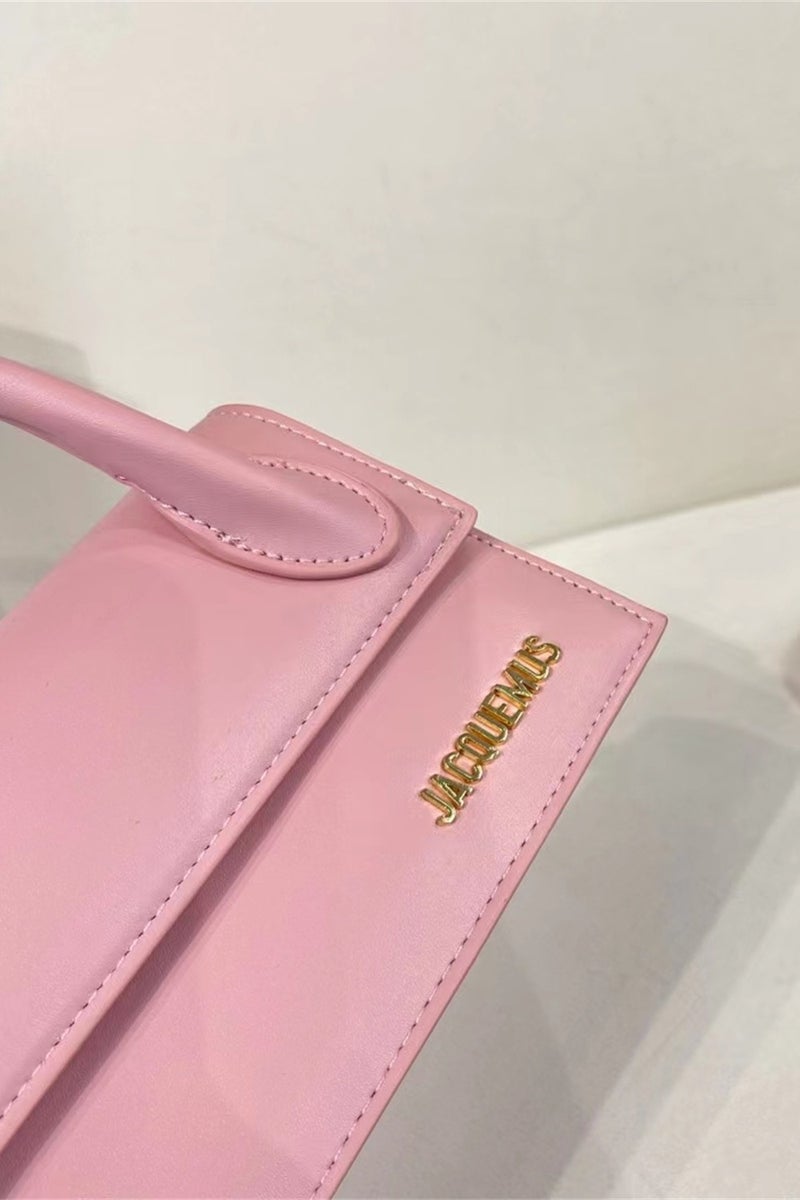 JACQUEMUS Le Chiquito Long Handbag Tote Bag Leather Flap Long With Crossbody Strap - Image 5