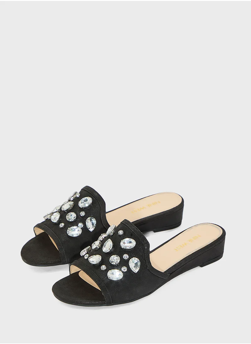 NINE WEST Tuchi Slides