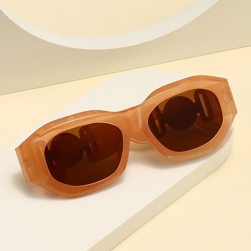 Bubble Sunglasses  Style For Street Shooting - Image 3