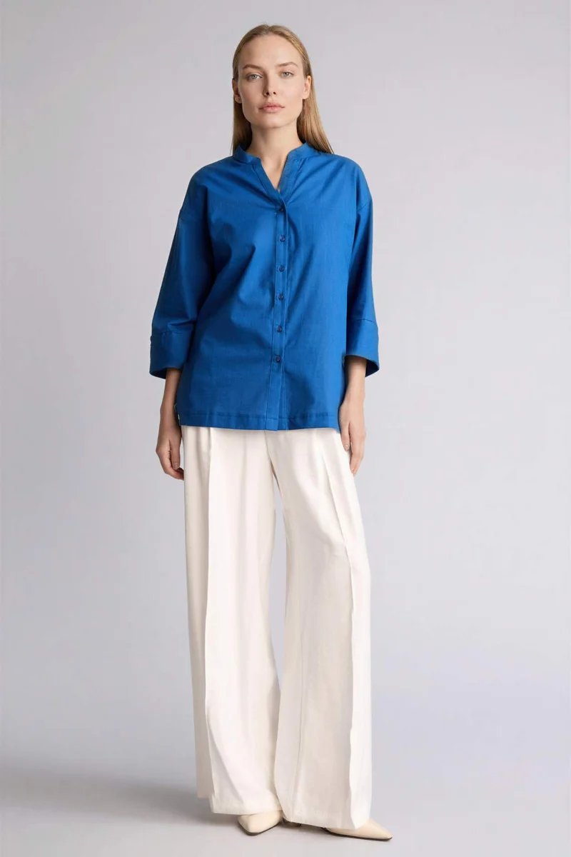 ديفاكتو Regular Fit Crew Neck Long Sleeve Shirt