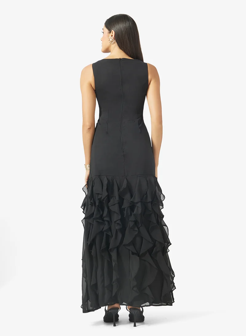 مايا Floral Embellished Maxi Dress