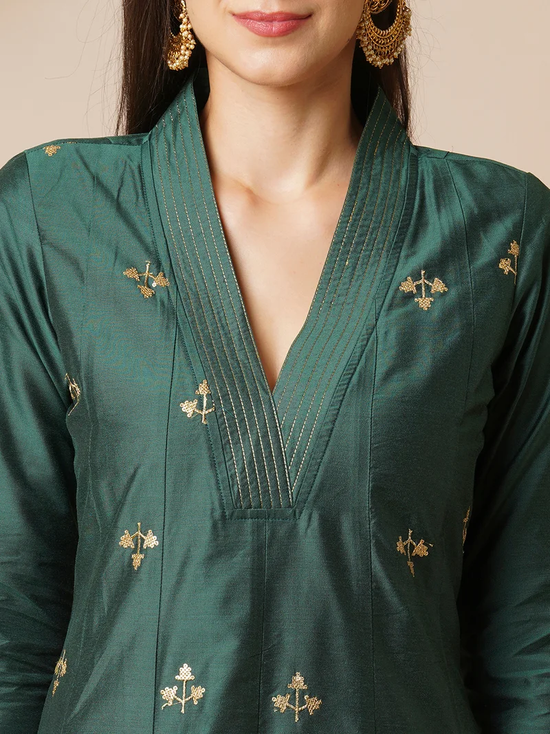 globus Women Floral Embroidered Panelled Sequinned Anarkali Kurta With Trouser