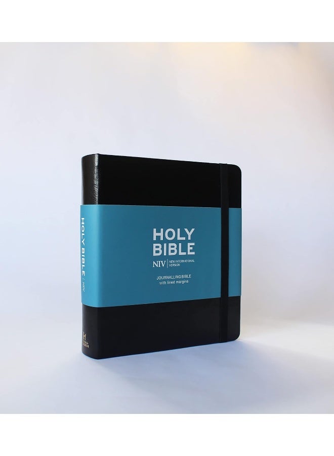 Hodder & Stoughton NIV Journalling Black Hardback Bible - Image 2