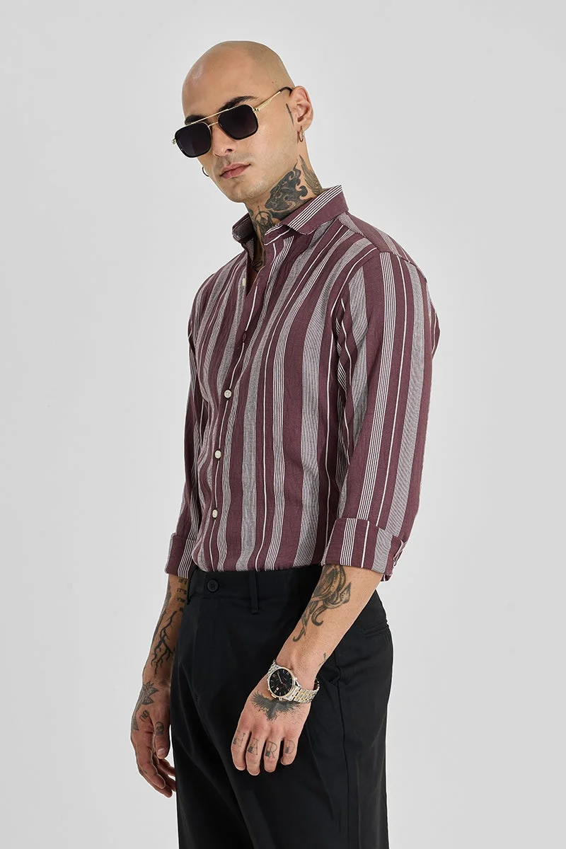 سنيتش قميص ضيق مخطط عنابي