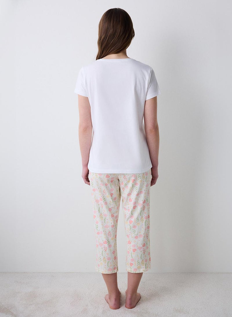 بنتي طقم بيجامة كابري قطنية لطيفة بنقشة الزهور - Image 4