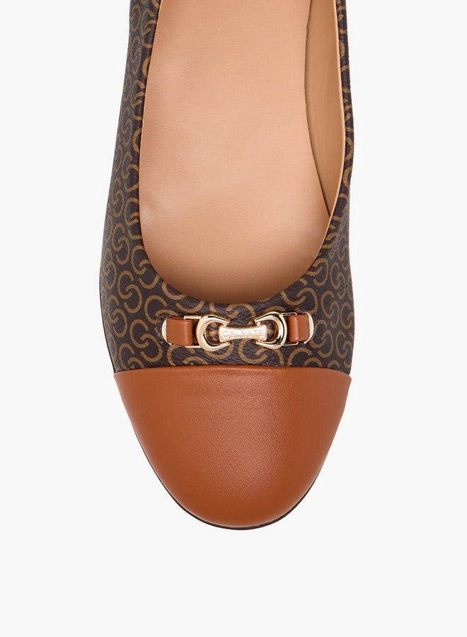 سيليست أحذية باليرينا نسائية سهلة الارتداء بطبعة شعار - Image 4