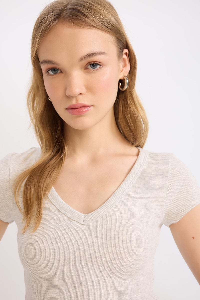 DeFacto Woman Slim Fit Camisole Short Sleeve T-Shirt  - Image 2