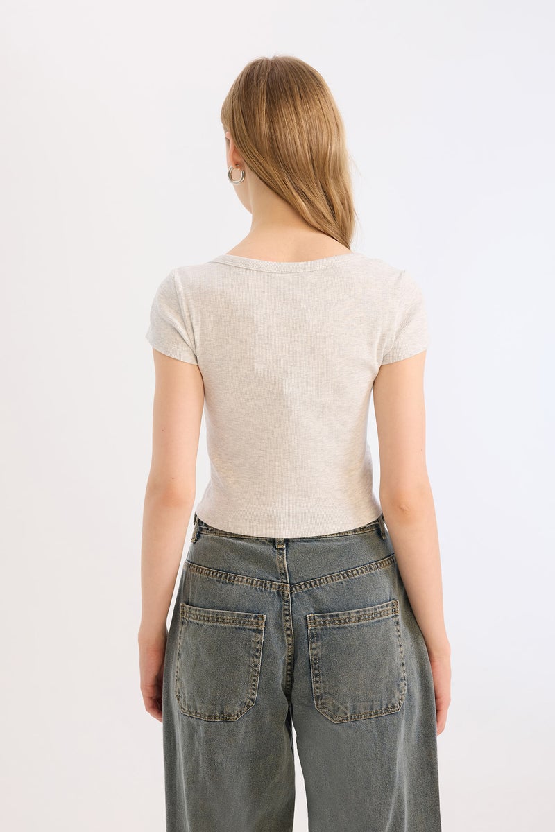 DeFacto Woman Slim Fit Camisole Short Sleeve T-Shirt  - Image 4