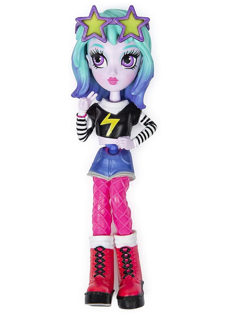 SPIN MASTER - Hook Style Girl Doll - Image 1