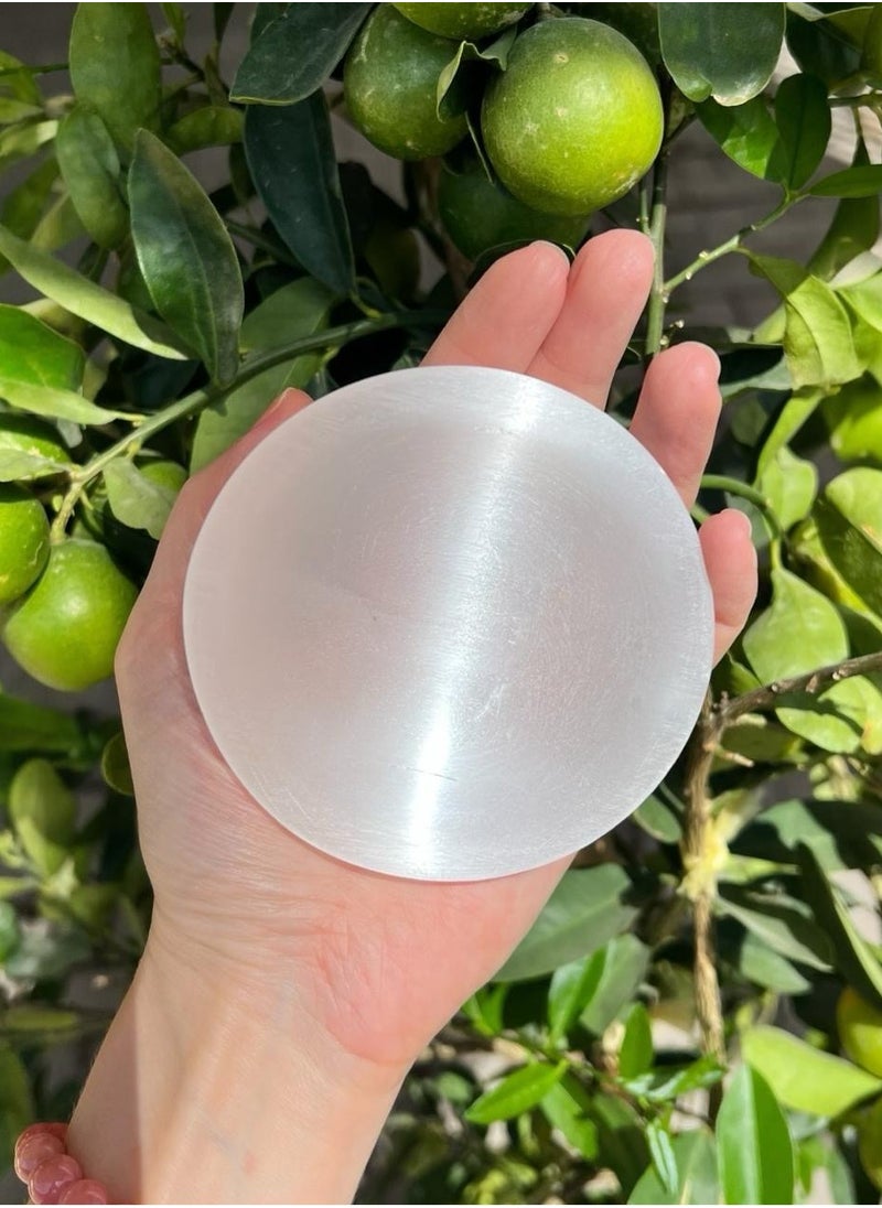 Generic - TheraLuma Hand-Carved White Selenite Bowl – 9 cm (3.5"), 10 cm (4"), 12 cm (4.7") | Natural Gemstone Dish for Serenity & Balance - Image 1