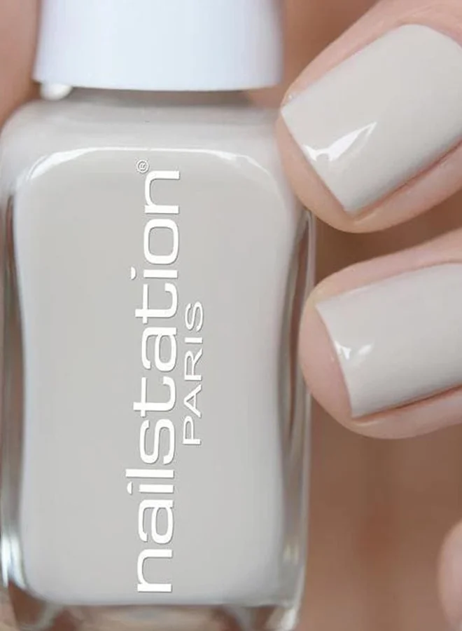 نيل ستيشن طلاء أظافر لامع بلون البشرة