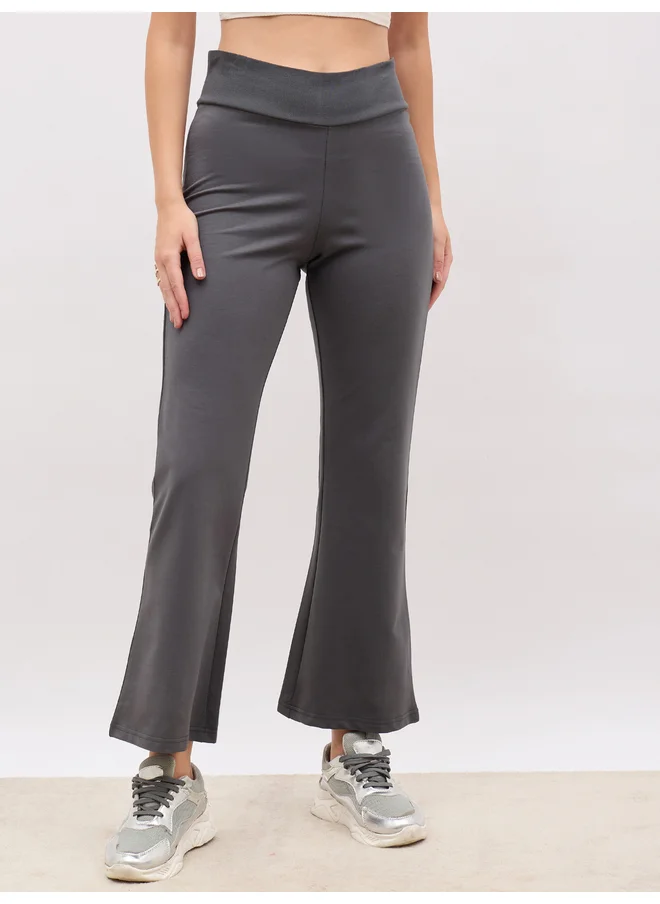 Styli Styli Elasticated Broad Waistband Flared Pants