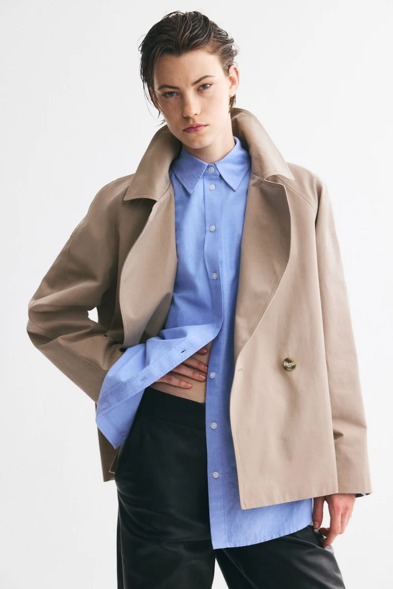 Short tie-belt trench coat